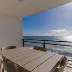 Hip Heaven Apartment On Beach