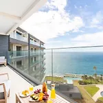 Glamorous Apartment By Atlantic Holiday