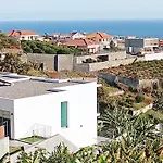 Holiday House Caetano