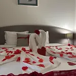 Apulia Praia Hotel