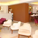 Apulia Praia Hotel
