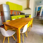 Hostel Azorazul - Pool & Suite