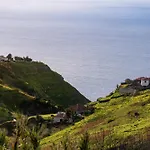 With Pool And Sea View - Vila Da Ribeira Da Vaca