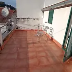 Orion Guesthouse Telhado
