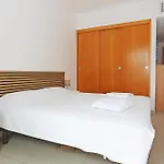 B06 - Top-Floor Marina Club 2 bed Apartment.