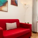 A38 - Rising Sun Top-Floor Flat
