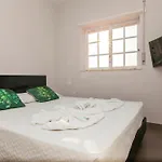 B96 - Solar Vau Fresh Apartment