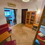 Oceanfront Villa - 8 Rooms, 2 Kitchens With Pool, Billiard Table And Beach-Volleyball Court