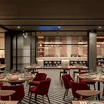 Holiday Inn Express & Suites Lisbon - Principe Real By Ihg