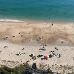O Som Das Ondas - Vista Soberba De Mar