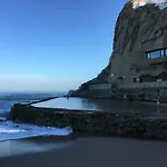 Caso No Campo - Stunning Home By The Sea