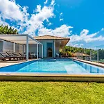 Villa Pinheira IV -Heated Swimming Pool And Jacuzzi