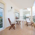 Filipe House, Lagos Apartment