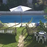 White House Cascais Bed & Breakfast