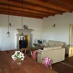 Quinta Amarela