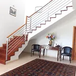 Villa Morris