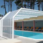 Hotel Colmeia