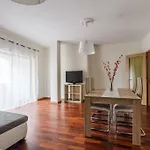 Espinho Beach And City Lounge