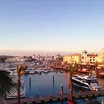 Crisgolf Apartments