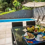 Villa Ricardo