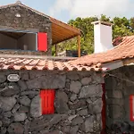 Casas Das Portas Do Mar E Das Portas Do Sol