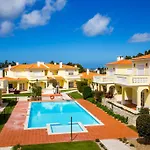 Praia Del Rey Apartment
