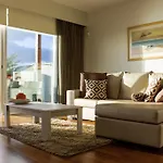 Hill Houses - Savoy Signature