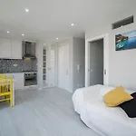 Apartamento Casa Amarela