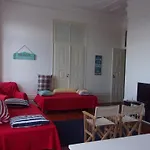 Hostel 402
