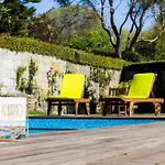 Liiiving In Porto | Oporto Garden Pool House