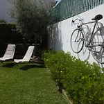 Parede Guest House