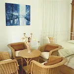 Roses Village B&B