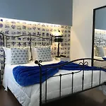 Welcome In