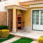 Verdizela Beach & Golf Villa