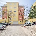 Capa House