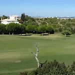 Fairviews Villa On Boavista Golf Resort