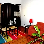 Castilho Guesthouse - Adults Only