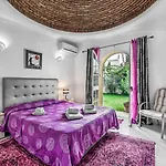 Villa Arines