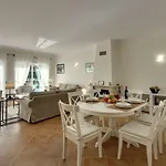 Elegant Villa In Carvoeiro With Swimming Pool