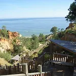 Apartment With 1 Bedroom L