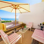 A08 - Magnolia Sea View Apartment