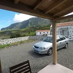 Fajazinha Cottage