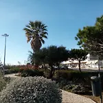 Beach Warehouse S.Pedro Estoril