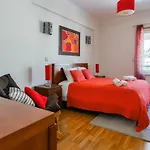 Fantastic Seaside Family Apartment With Pool