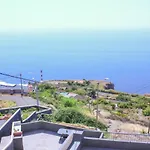 Studio One | Massapez | Faja Da Ovelha | Calheta