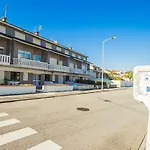 Sea And Waves Apartment