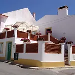 Casa Do Adro Da Igreja Turismo De Habitacao