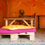 Almaa Sintra Hostel