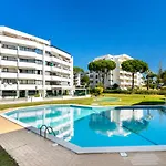 Whome | Vilamoura Sunny Apartment
