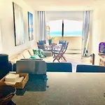 Beachfront Caparica Flat